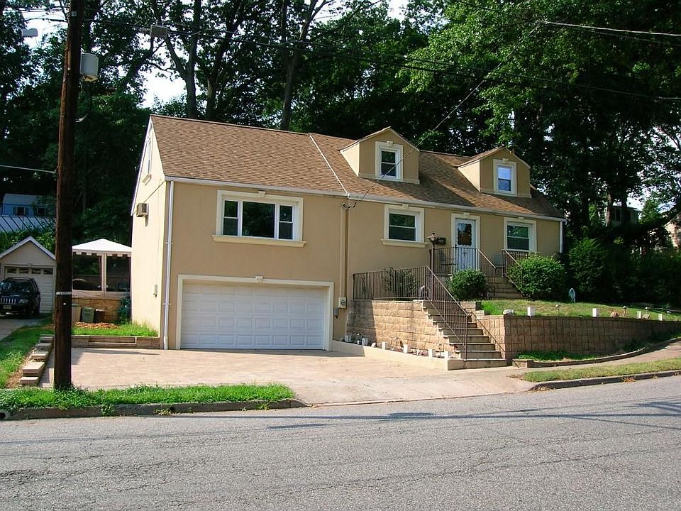 2nd image of 34 Essex St