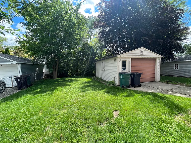 1824 Westgate Ave — Photo 15