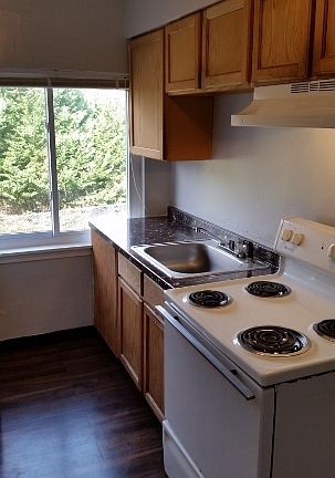 4th image of 1293-1295 Marcy St SE