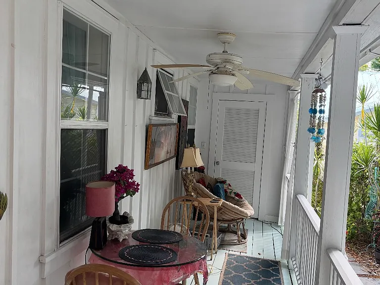 818 Ashe St #2 — Photo 1