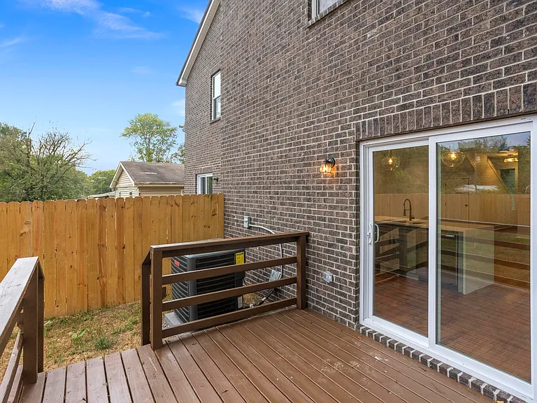 507 Demoss St #110 — Photo 4