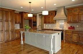 2nd image of 4412 NE Hideaway Hill Cir