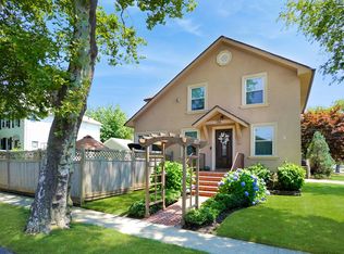 136 9th St, Staten Island, NY 10306