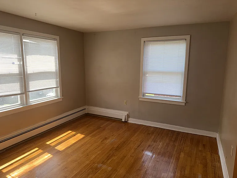 2515 Woodlawn St #3 — Photo 5