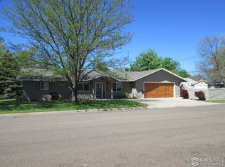 805 Pine St, Julesburg, CO 80737