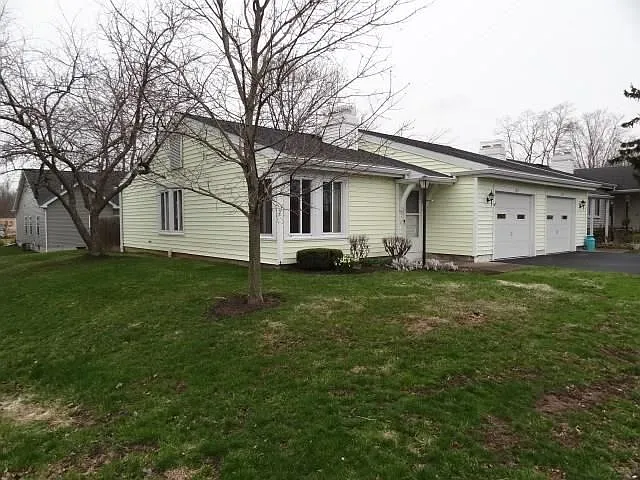 107 Greenway Blvd photo 1