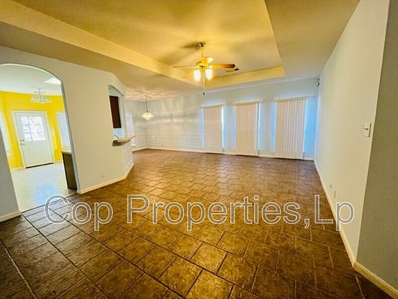 2nd image of 6239 Parkland Oaks Dr