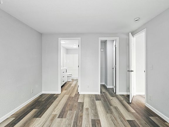 3rd image of 301 E Court St
