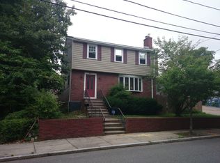 3 Salman St, West Roxbury, MA 02132