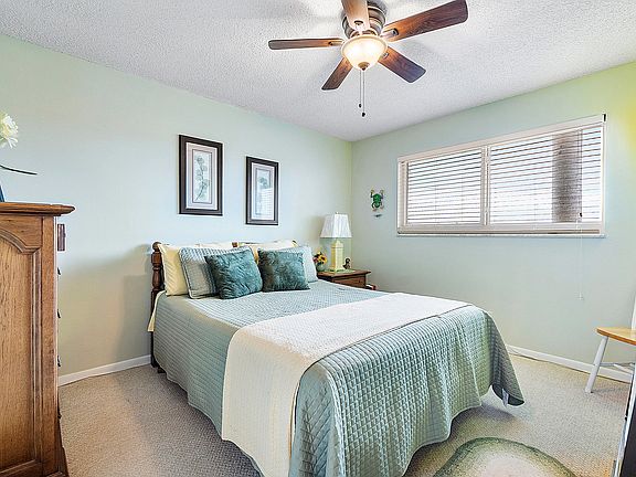 3rd image of 330 NE 26th Avenue #3020