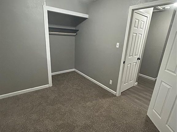 4th image of 508 Saint James Dr