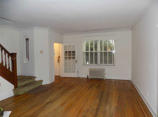 31-42 76th St, East Elmhurst, NY 11370