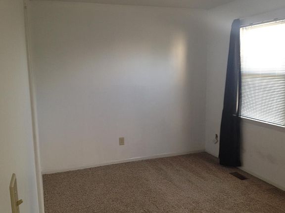 2nd image of 1546 Sangaree Cir