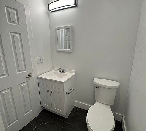 5th image of 142 Archibald St #A