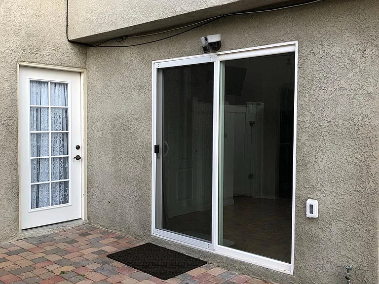 878 Newport Ave — Photo 9