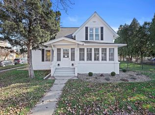 127 S 7th St, Delavan, WI 53115