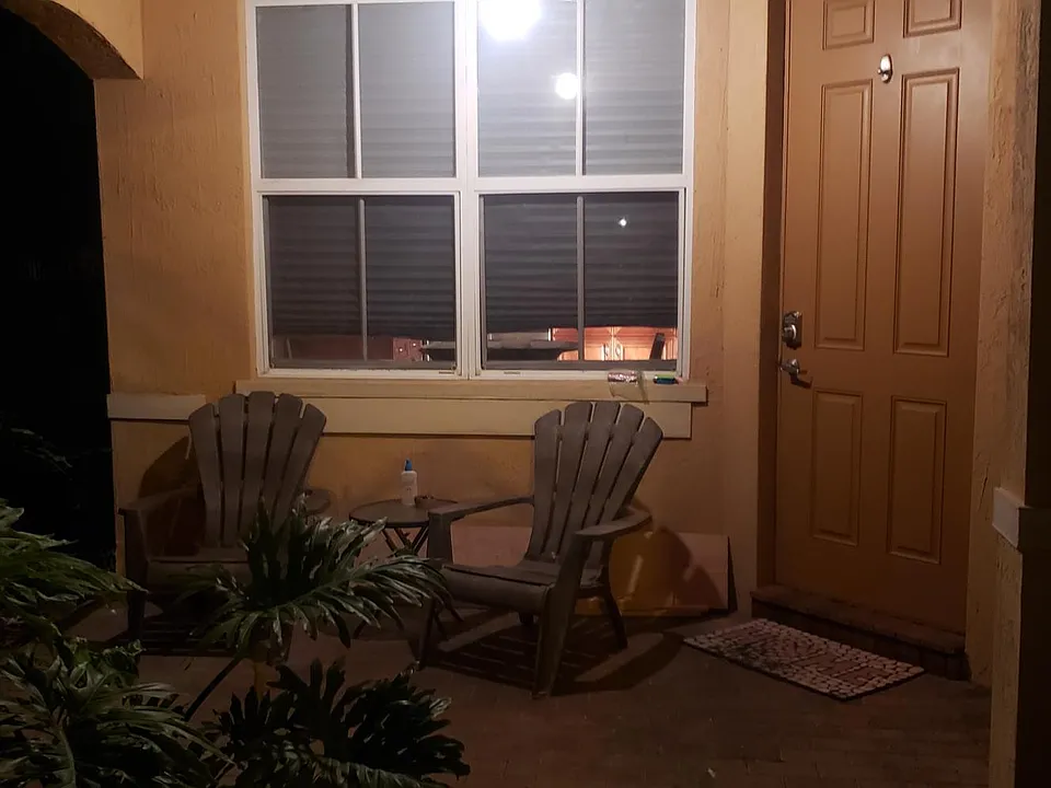 4920 SW 30th Ter