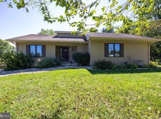 242 Chenoweth Dr, Bunker Hill, WV 25413
