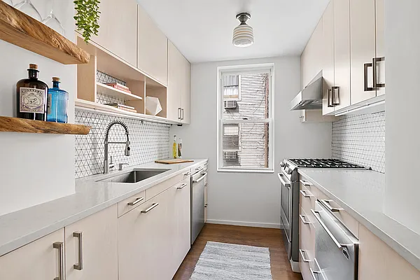 Sold by Compass | media 4