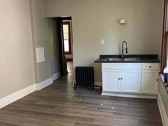 2nd image of 2644 N Palmer St