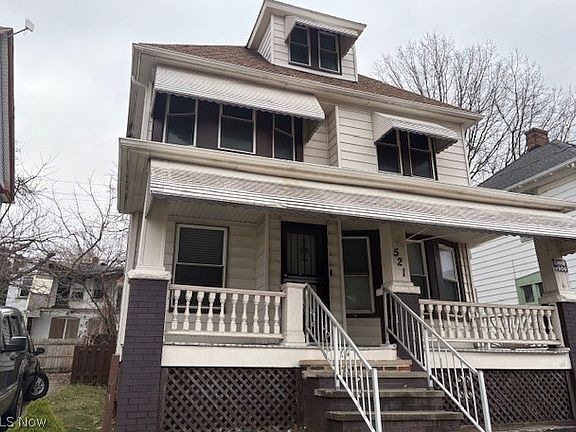 3rd image of 521 E 112th St
