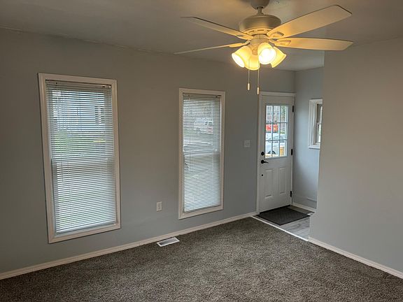 3rd image of 434 Loder St