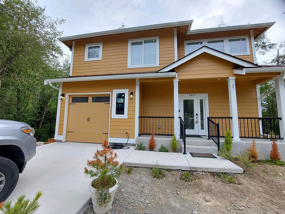 1st image of 4427 Shoshone St W