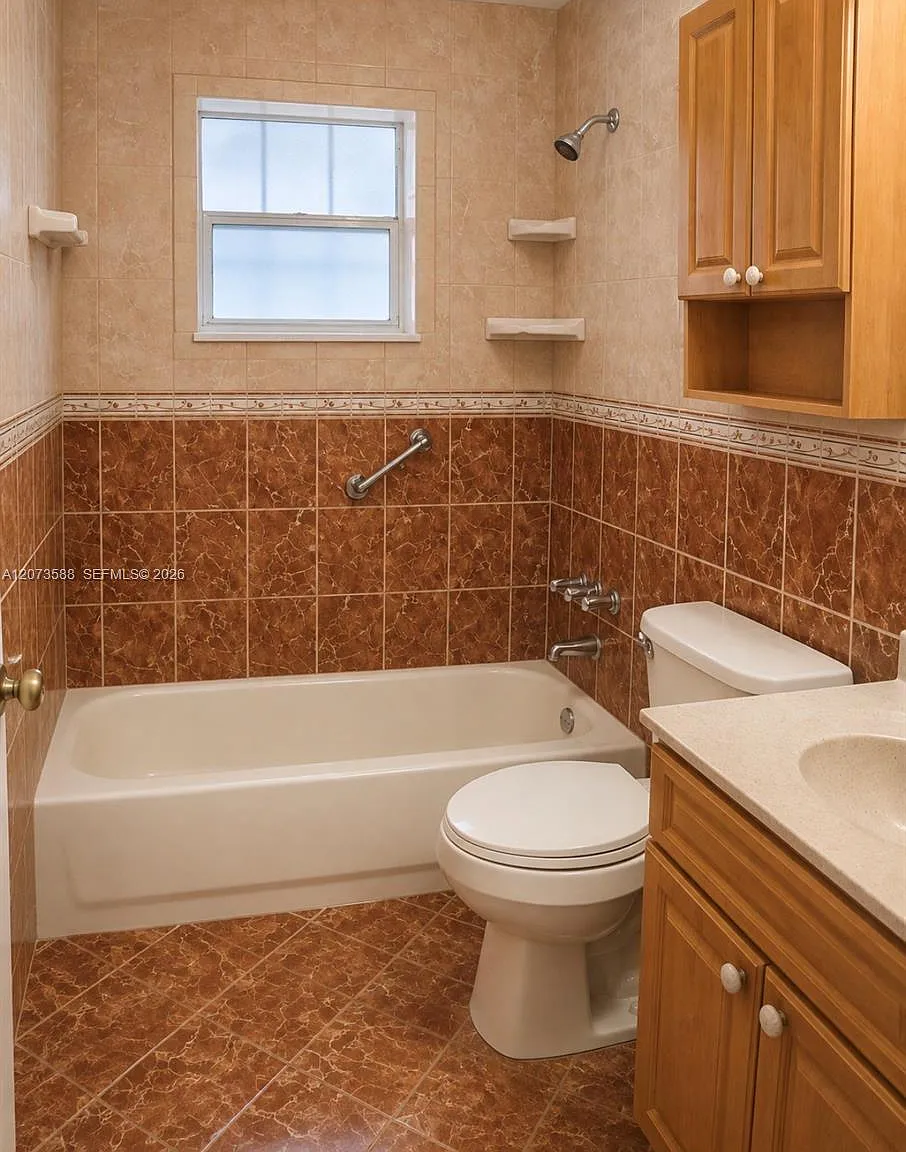 Miami Gardens Manor Sec 5 — Photo 3