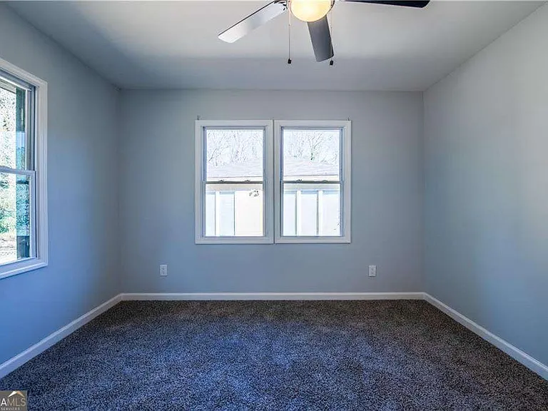 228 W Simon Ter NW — Photo 16