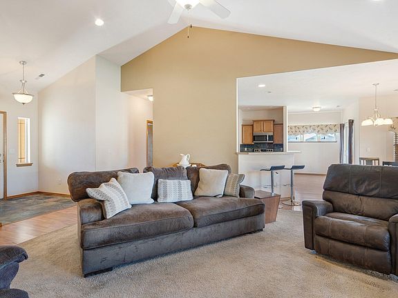 3rd image of 2361 Losino Ct