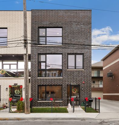 3227 S Stewart Ave, Chicago, IL 60616