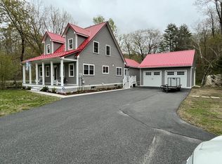 20 Hampshire Ct, Ashuelot, NH 03441