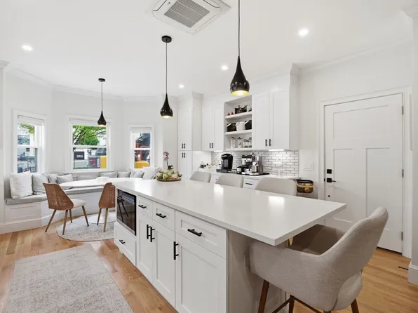 453 Frankfort St, East Boston, MA 02128