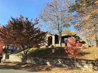 3355 Oak Hill Ave, Saint Louis, MO 63116