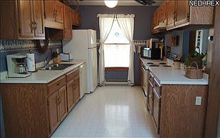 2nd image of 1039 Brimfield Dr