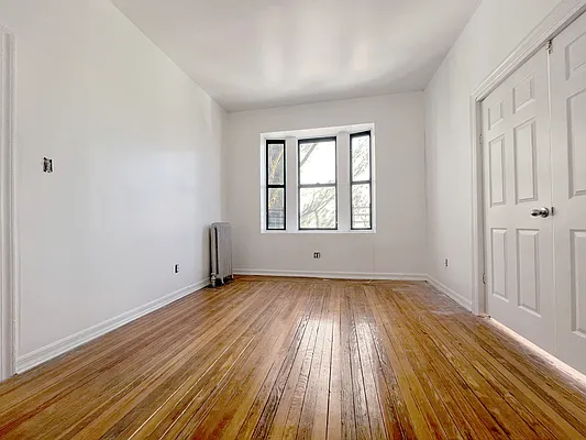 Rented by Bohemia Realty Group | media 12