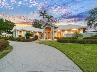 798 Brentwood Point, Naples, FL 34110