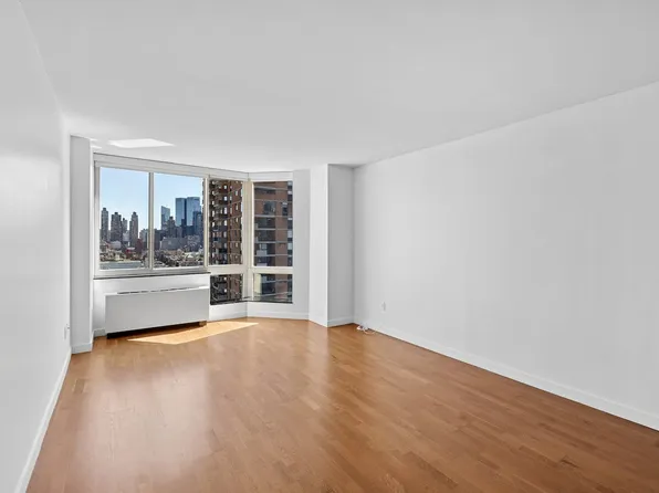 420 West 42nd Street image 1 of 26