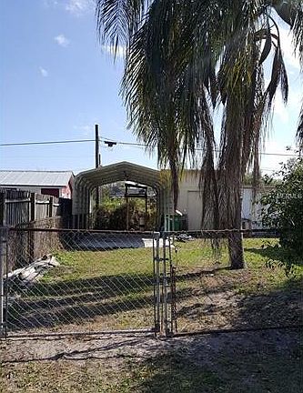 5th image of 3214 W Pearl Ave