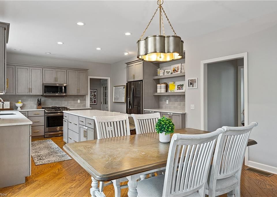 44 Cherry Hill Ct, Canfield, OH 44406 | Zillow