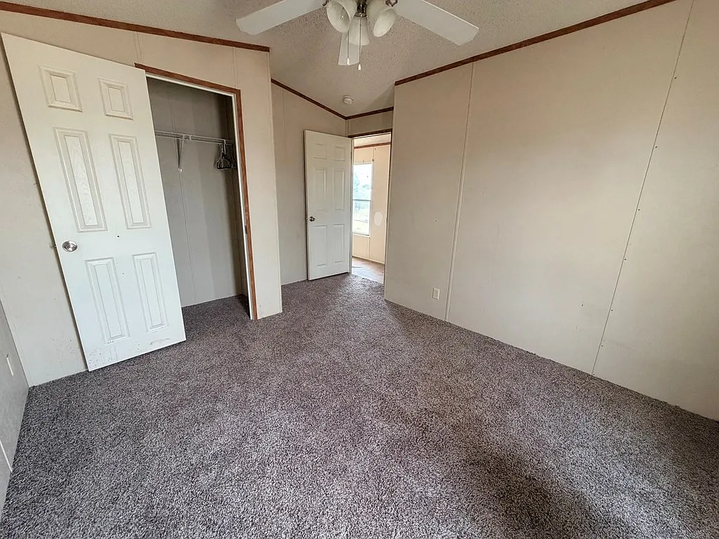 2 bed, 2.0 bath, 896 sqft, $1,400 — Photo 3