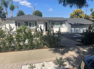 22861 Saticoy St, Canoga Park, CA 91304