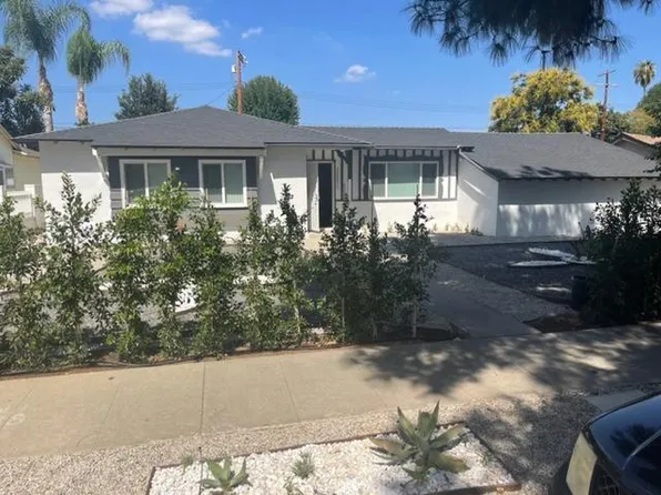 22861 Saticoy St, Canoga Park, CA 91304