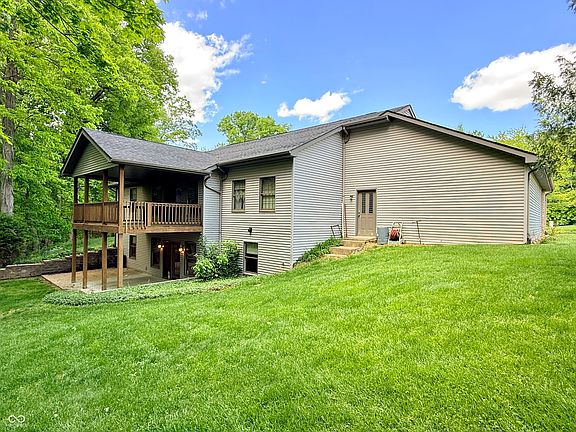2nd image of 180 Oakbrook Dr
