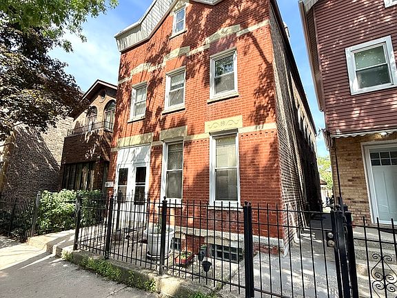 2nd image of 3241 S Parnell Ave