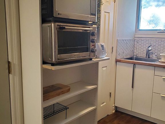 3rd image of 13620 Weston Rd #B