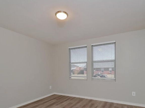 3rd image of 3046 Paint Brush Pl #44