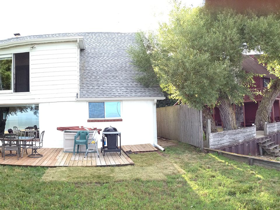 2nd image of 360 N Linwood Beach Rd