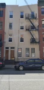 301 7th St, Jersey City, NJ, 07302