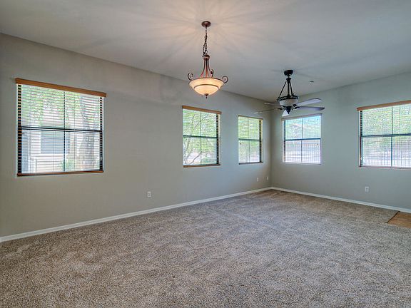 4th image of 10055 N 142nd St Unit 1190